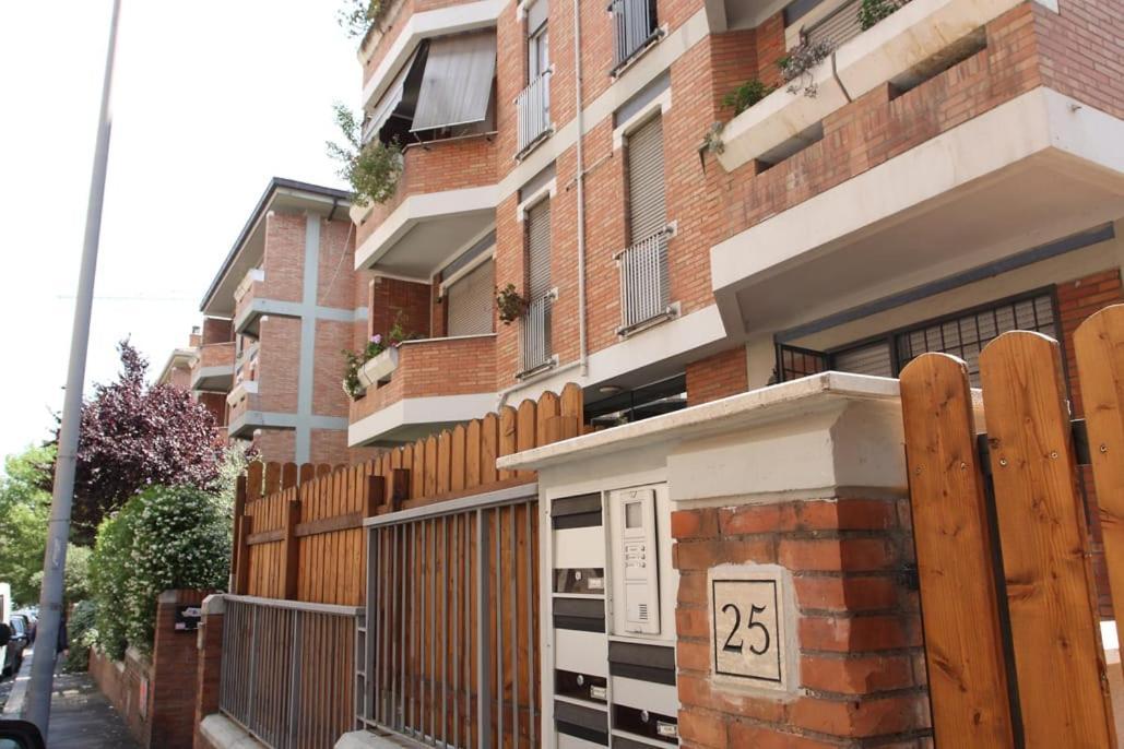 Domus Maria Vaticano Apartment โรม ภายนอก รูปภาพ