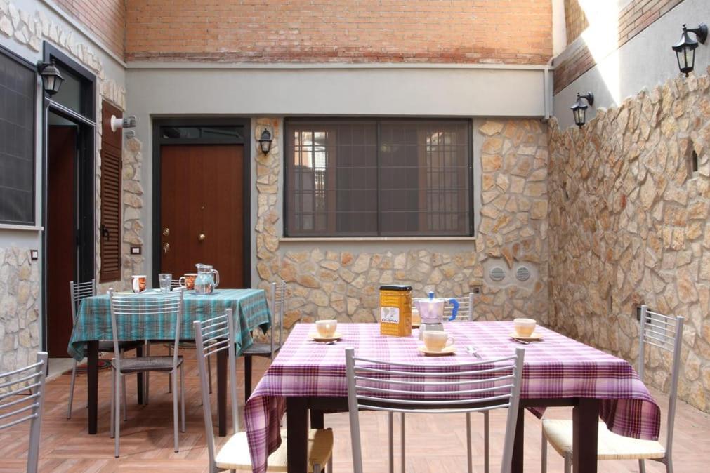 Domus Maria Vaticano Apartment โรม ภายนอก รูปภาพ